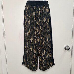 Topshop Black Green Camo Wide Leg Casual Cropped Trouser Pant Size 2